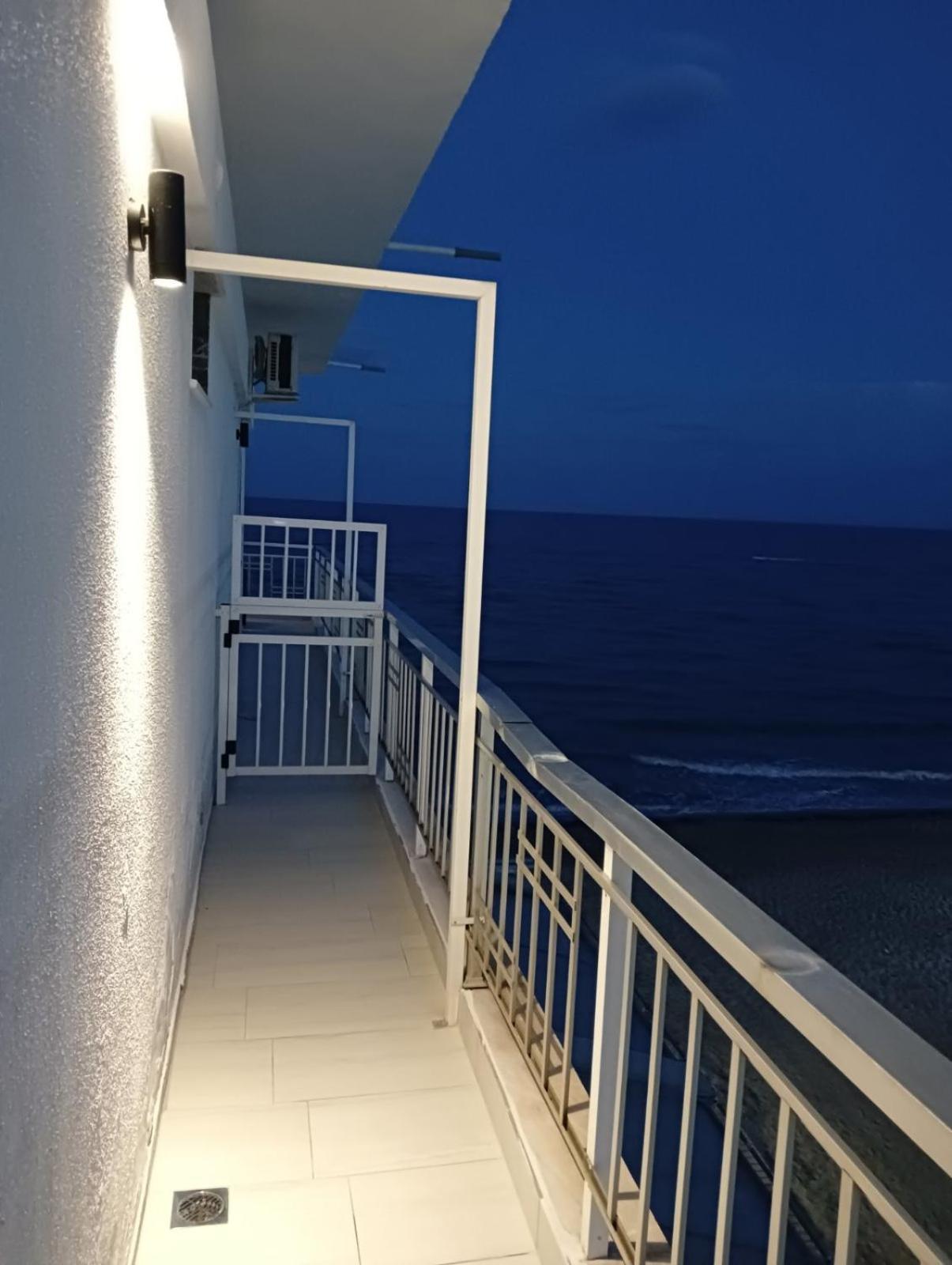 Gold Sand Apartments ปาราเลียกาเตอรีนิส ภายนอก รูปภาพ