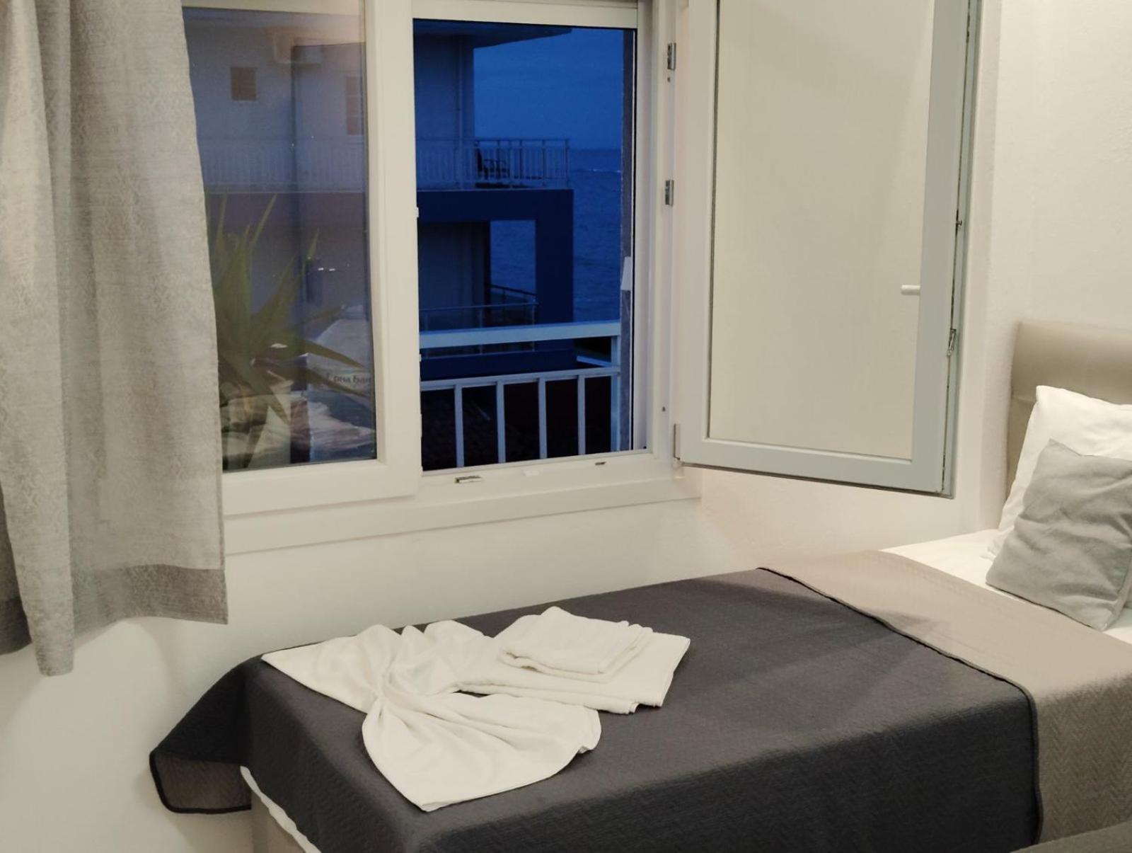 Gold Sand Apartments ปาราเลียกาเตอรีนิส ภายนอก รูปภาพ